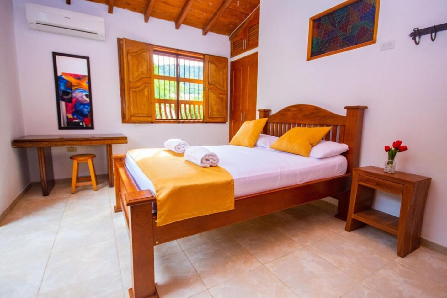 Hotel San Sebastian Del Tonusco Santa Fe de Antioquia Exteriör bild
