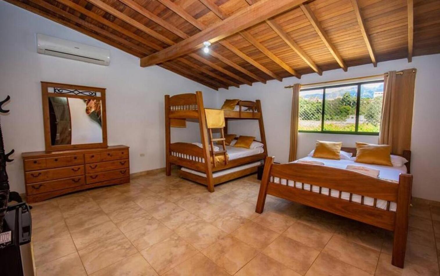 Hotel San Sebastian Del Tonusco Santa Fe de Antioquia Exteriör bild