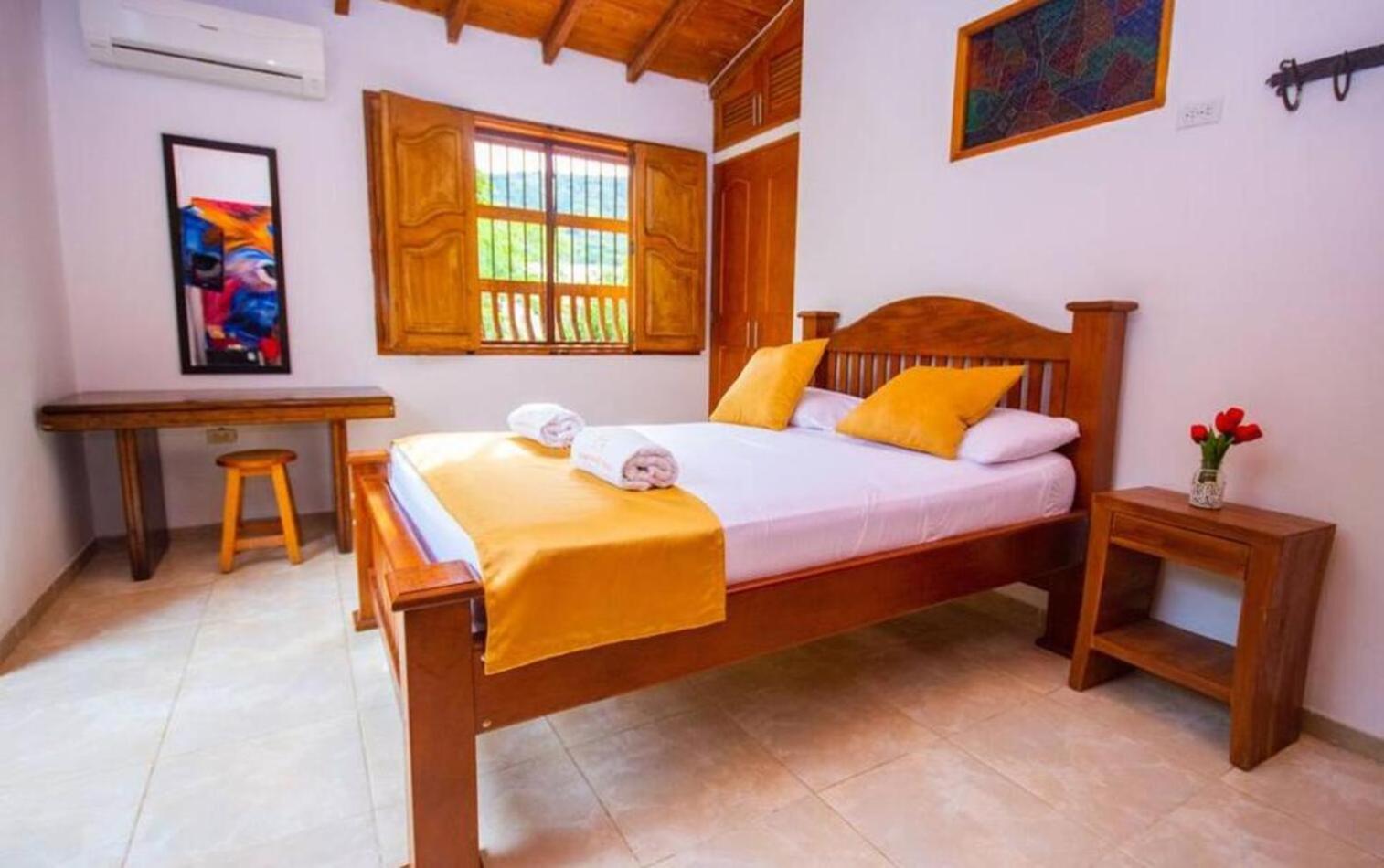 Hotel San Sebastian Del Tonusco Santa Fe de Antioquia Exteriör bild