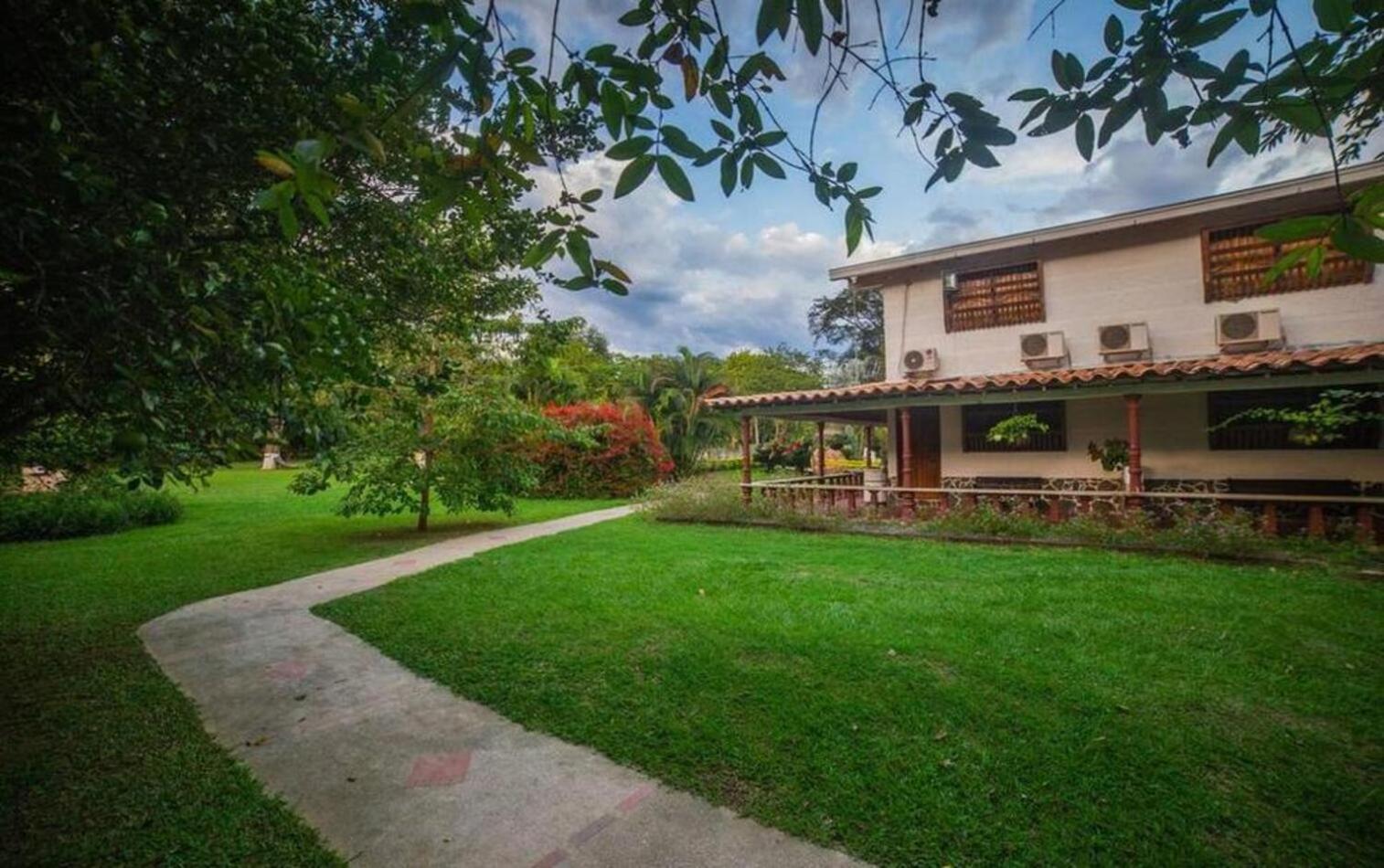 Hotel San Sebastian Del Tonusco Santa Fe de Antioquia Exteriör bild